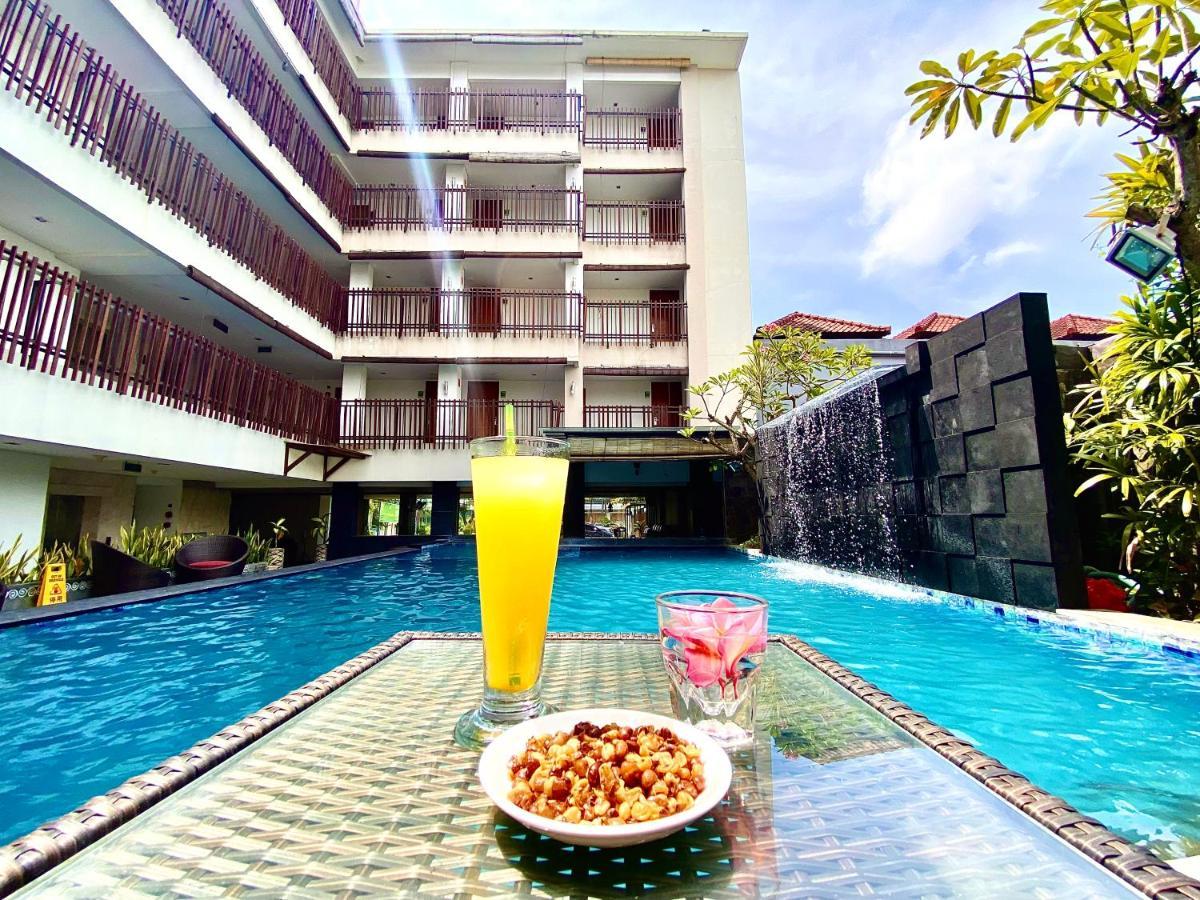 Sun Royal Hotel Kuta Lombok Esterno foto